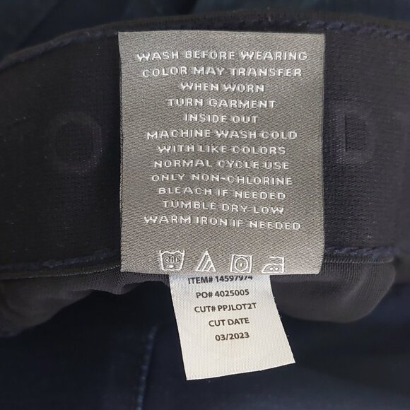 Torrid Dark Wash Bombshell Flare Super Soft High Rise Jeans Women's Size 26T - Picture 11 of 16